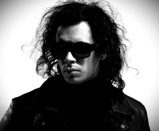 Портрет Коста Лакоста